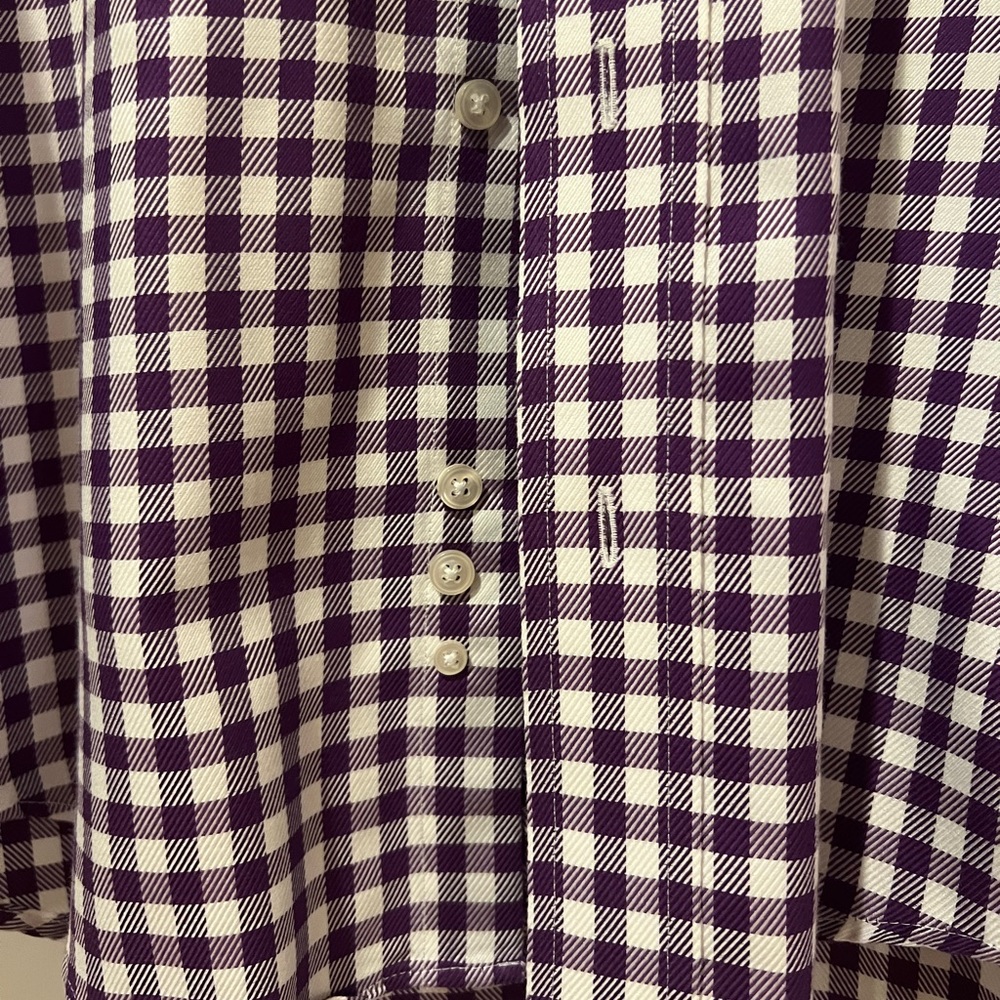 Lightly worn, button down - Picture 2 of 5